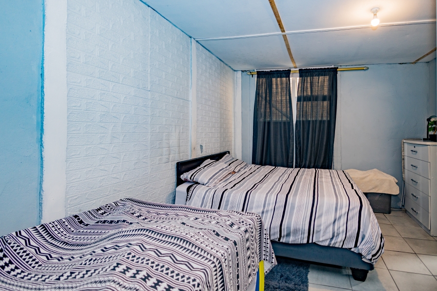 3 Bedroom Property for Sale in Uitsig Western Cape